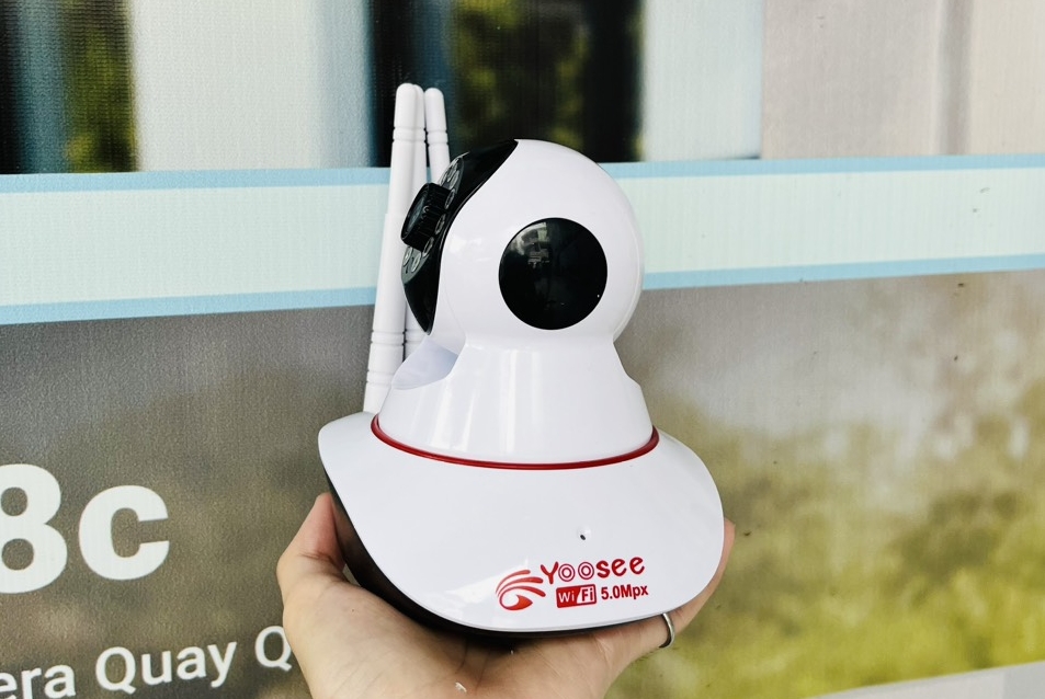 Camera Wi-Fi Yoosee 3 Râu   (Có Màu Ban Đêm + Đàm Thoại 2 Chiều